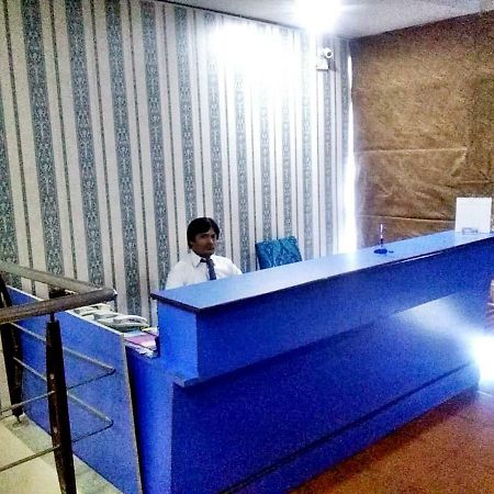 Quick Continental Hotel - Jail Road Lahore Exterior foto