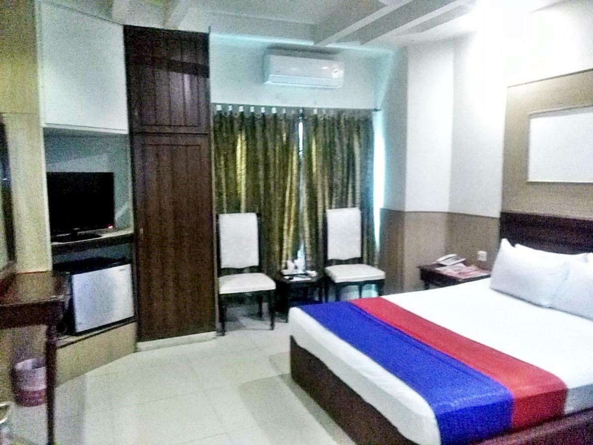 Quick Continental Hotel - Jail Road Lahore Exterior foto